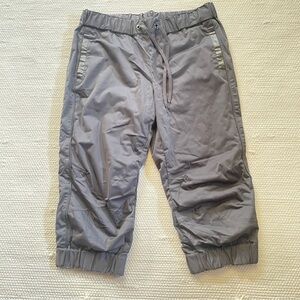 Uniqlo Women's Gray Hiking Outdoor Active Capri Pant Size S